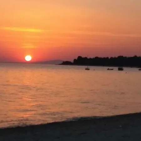 Sunny Sea View By Rentalspro Services